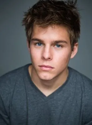 Jake Manley - Ator, 23 de agosto de 1991
