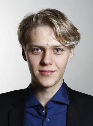 Jakub Gierszal - Ator, 20 de março de 1988