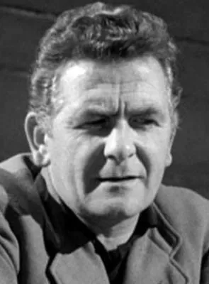 James Copeland - 1 de maio de 1918, 17 de abril de 2002