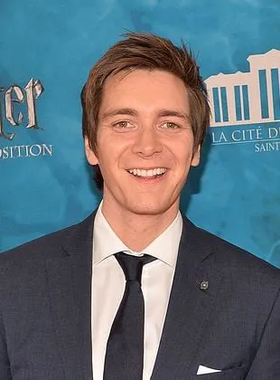 James Phelps - Ator, Assistente de produção, 25 de fevereiro de 1986