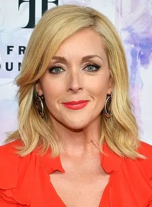 Jane Krakowski - Atriz, 11 de setembro de 1968