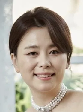 Jang Hye-jin - 5 de junho de 1975