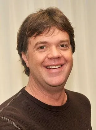 Jason Lively - Ator, 12 de março de 1968