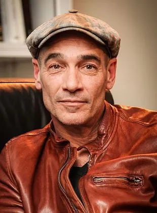 Jean-Marc Barr - Ator, Diretor de fotografia, Diretor, 27 de setembro de 1960