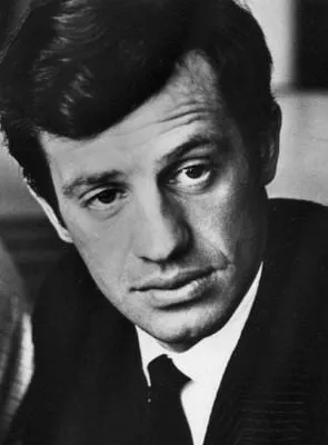 Jean-Paul Belmondo - Ator, Produtor, 9 de abril de 1933, 6 de setembro de 2021