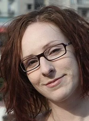 Jelena Djokic - 24 de maio de 1977