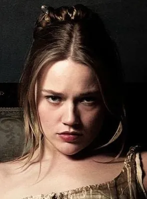 Jemima West - Atriz, 11 de agosto de 1987