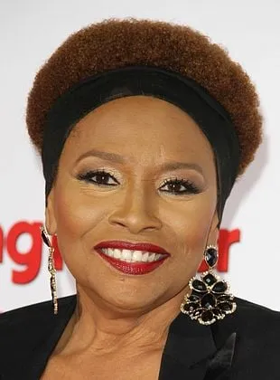 Jenifer Lewis - Atriz, 25 de janeiro de 1957