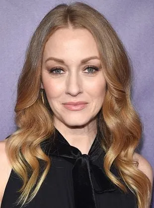 Jennifer Ferrin - Atriz, 25 de fevereiro de 1979