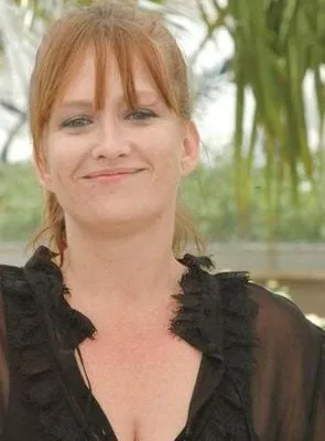 Jennifer Lynch - Diretora, Roteirista, Atriz, 7 de abril de 1968