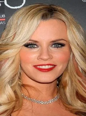 Jenny McCarthy - Atriz, 1 de novembro de 1972