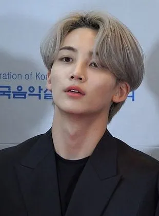 JEONGHAN - 4 de outubro de 1995