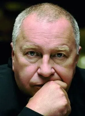 Jerzy Stuhr - Ator, Diretor, Roteirista, 18 de abril de 1947, 9 de julho de 2024