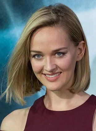 Jess Weixler - Atriz, Colaboração com o roteiro, Roteirista, 8 de junho de 1981