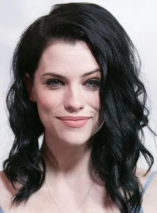 Jessica De Gouw - Atriz, 15 de fevereiro de 1988