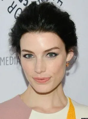 Jessica Paré - Atriz, 5 de dezembro de 1980