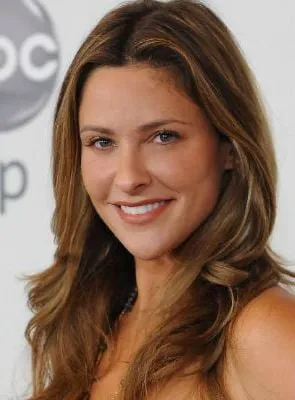 Jill Wagner - Atriz, Produtor Executivo, 13 de janeiro de 1979