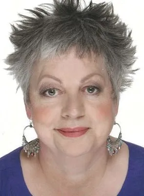 Jo Brand - 23 de julho de 1957