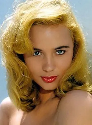 Joan Staley - Atriz, 20 de maio de 1940, 24 de novembro de 2019