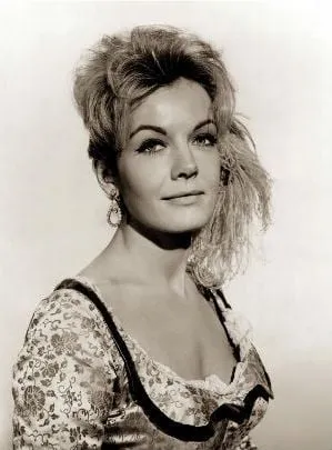 Joanna Barnes - Atriz, 15 de novembro de 1934, 29 de abril de 2022