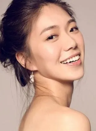 Joanne Deng - 26 de fevereiro de 1983