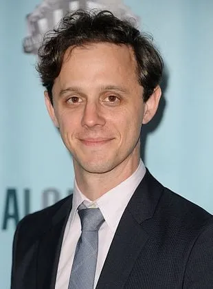 Joe Egender - Ator, 16 de março de 1976