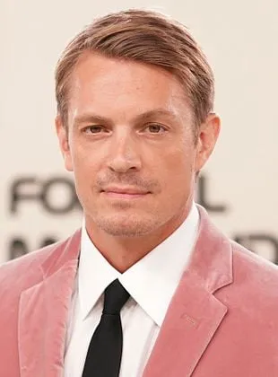 Joel Kinnaman - Ator, 25 de novembro de 1979