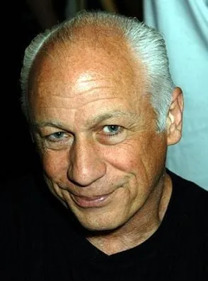 Joey Travolta - Ator, Diretor, Produtor, 14 de outubro de 1950