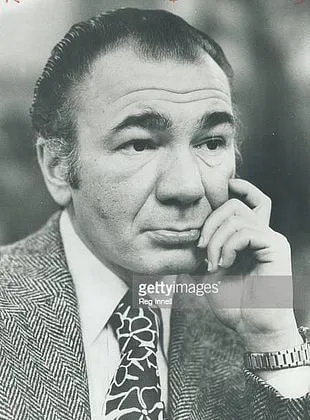 John Colicos - Ator, 10 de dezembro de 1928, 6 de março de 2000