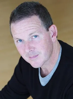 John Logan - Roteirista, Produtor Executivo, Produtor, 24 de setembro de 1961