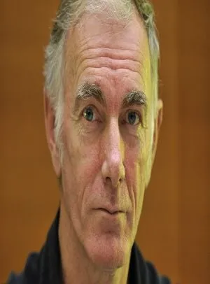 John Sayles - Roteirista, Ator, Diretor, 28 de setembro de 1950