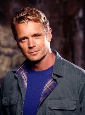 John Schneider - Ator, Produtor, Diretor, 8 de abril de 1960