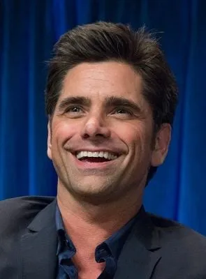 John Stamos - Ator, Produtor, Produtor Executivo, 19 de agosto de 1963