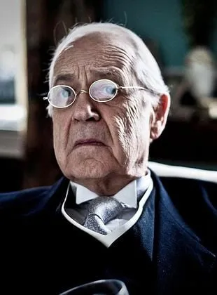 John Standing - Ator, 16 de agosto de 1934