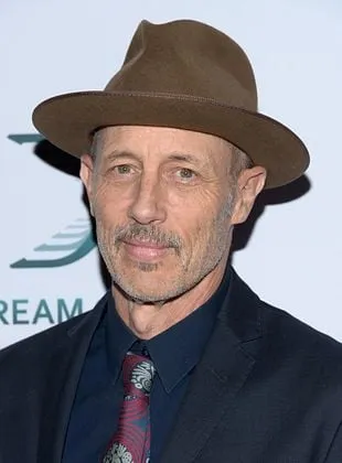 Jon Gries - Ator, Diretor, 17 de junho de 1957