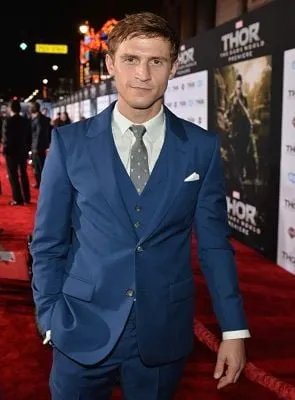 Jonathan Howard (I) - 23 de janeiro de 1987