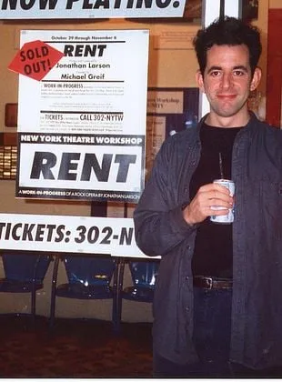 Jonathan Larson - 4 de fevereiro de 1960, 25 de janeiro de 1996