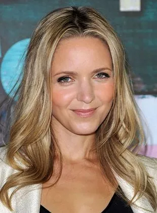 Jordana Spiro - Atriz, Diretora, Produtor Executivo, 12 de abril de 1977