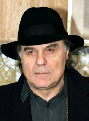 Josef Bierbichler - Ator, 26 de abril de 1948