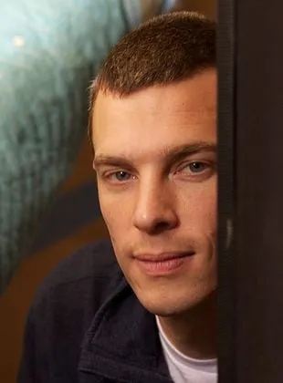 Josh Boone - Roteirista, Diretor, Produtor Executivo, 5 de abril de 1979