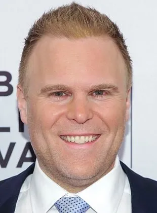 Josh Heald - Roteirista, Diretor, Produtor Executivo, 12 de dezembro de 1977