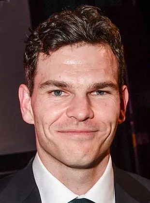 Josh Helman - Ator, 22 de fevereiro de 1986