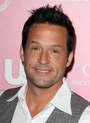 Josh Hopkins - Ator, Diretor, 12 de setembro de 1970
