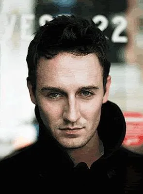 Josh Stewart - Ator, 6 de fevereiro de 1977