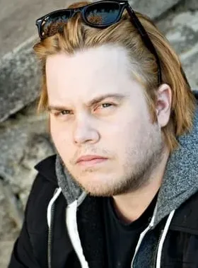 Josh Warren - Ator, 14 de dezembro de 1979