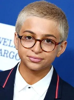 Josie Totah - Atriz, 5 de agosto de 2001