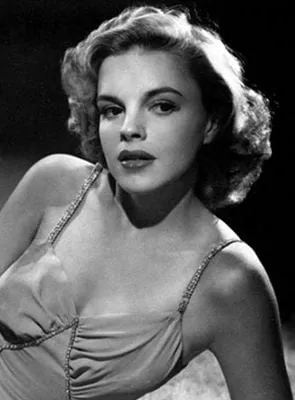 Judy Garland - Atriz, 10 de junho de 1922, 22 de junho de 1969