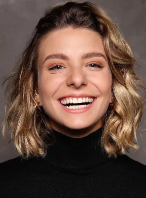 Julia Foti - 8 de julho de 1993