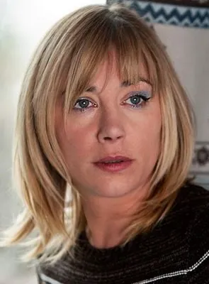 Julie Depardieu - Atriz, 18 de junho de 1973