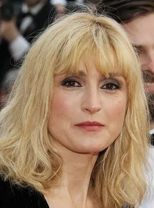 Julie Gayet - Atriz, Produtora, Coprodutor, 3 de junho de 1972